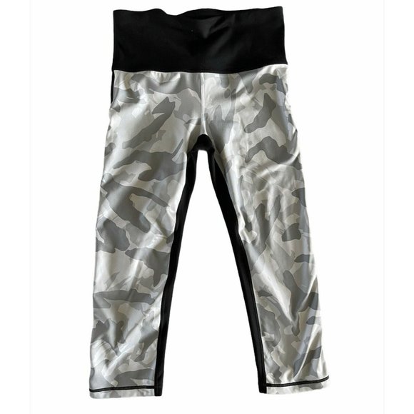 GAP FIT High Rise 21 Inch Leggings Blackout Technology Camo Black Two Tone Small - Picture 1 of 8